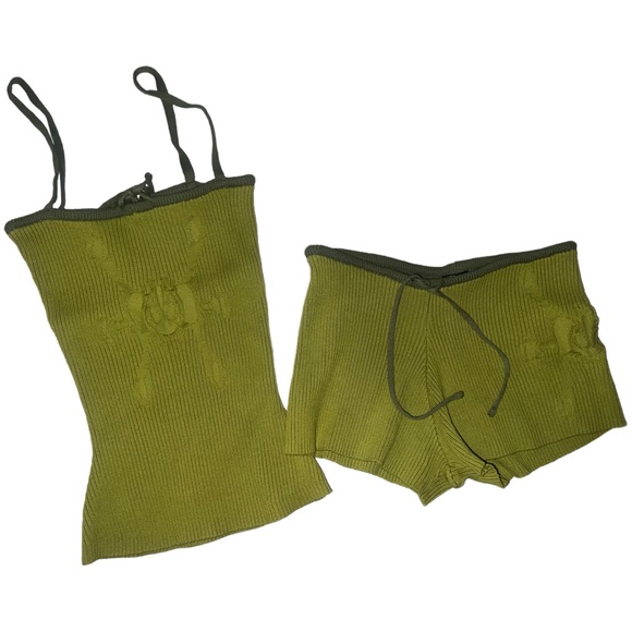 Happy99 Angel99 two piece set in Pear Green - Picture 1 of 2